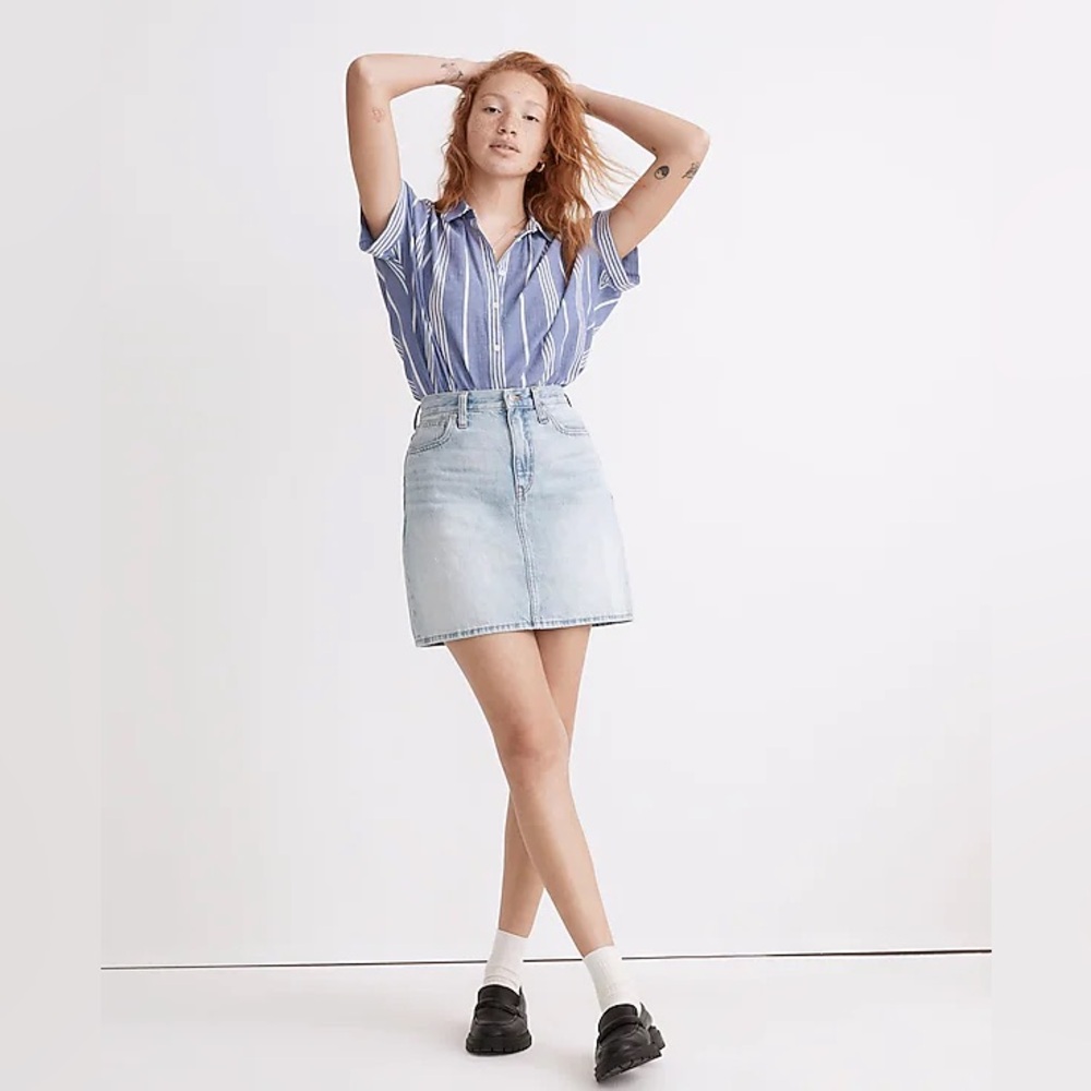 Madewell Curvy Denim High-Waist Straight Mini Skirt in Fitzgerald Wash: Size 24